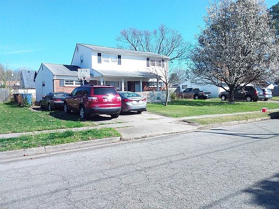 2nd image of 2225 Chesapeake Ave