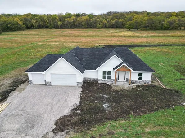 706 NW 1501st Rd, Holden, MO 64040