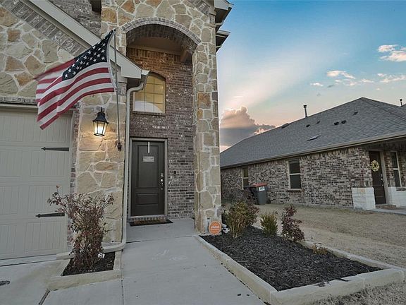 Covered Front Porch