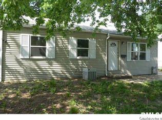 1209 N Grand Ave W, Springfield, IL 62702