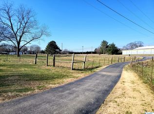 1936 Guntersville Rd, Arab, AL 35016