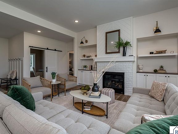 5th image of 2132 Deerwood Dr