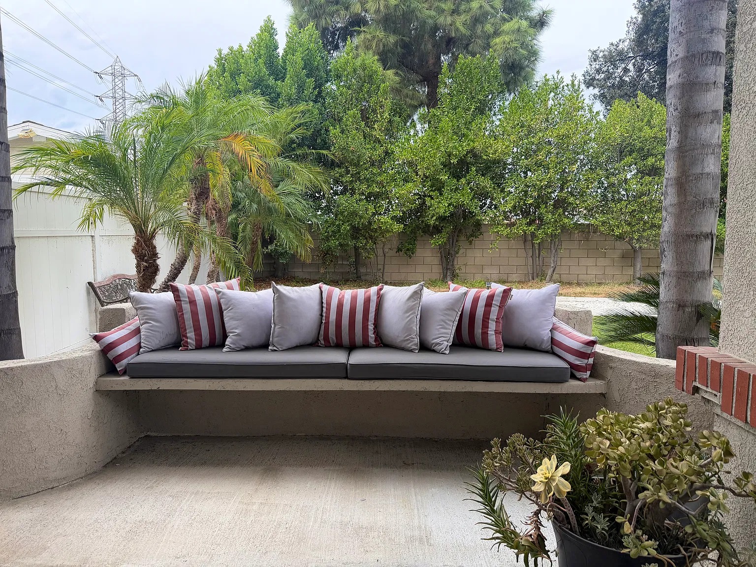 Camellia Dr, Fontana — Photo 3