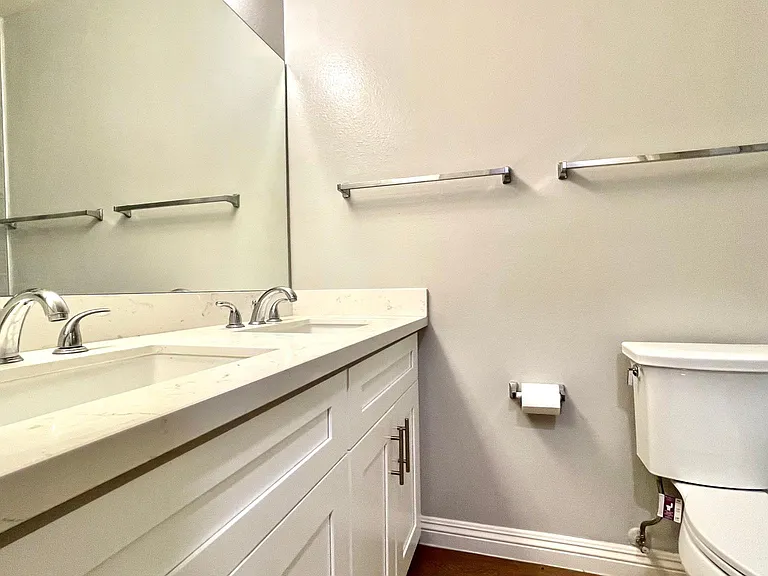 13556 Samantha Ave — Photo 20