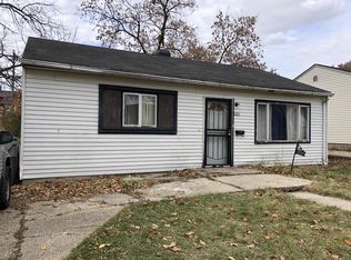 5051 N 58th St, Milwaukee, WI 53218