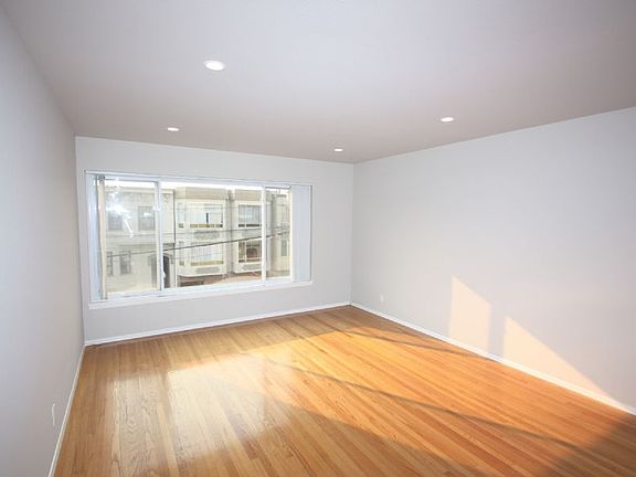 4th image of 1260 17th Ave APT 3