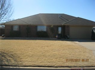 110 Calhoon St, Elk City, OK 73644