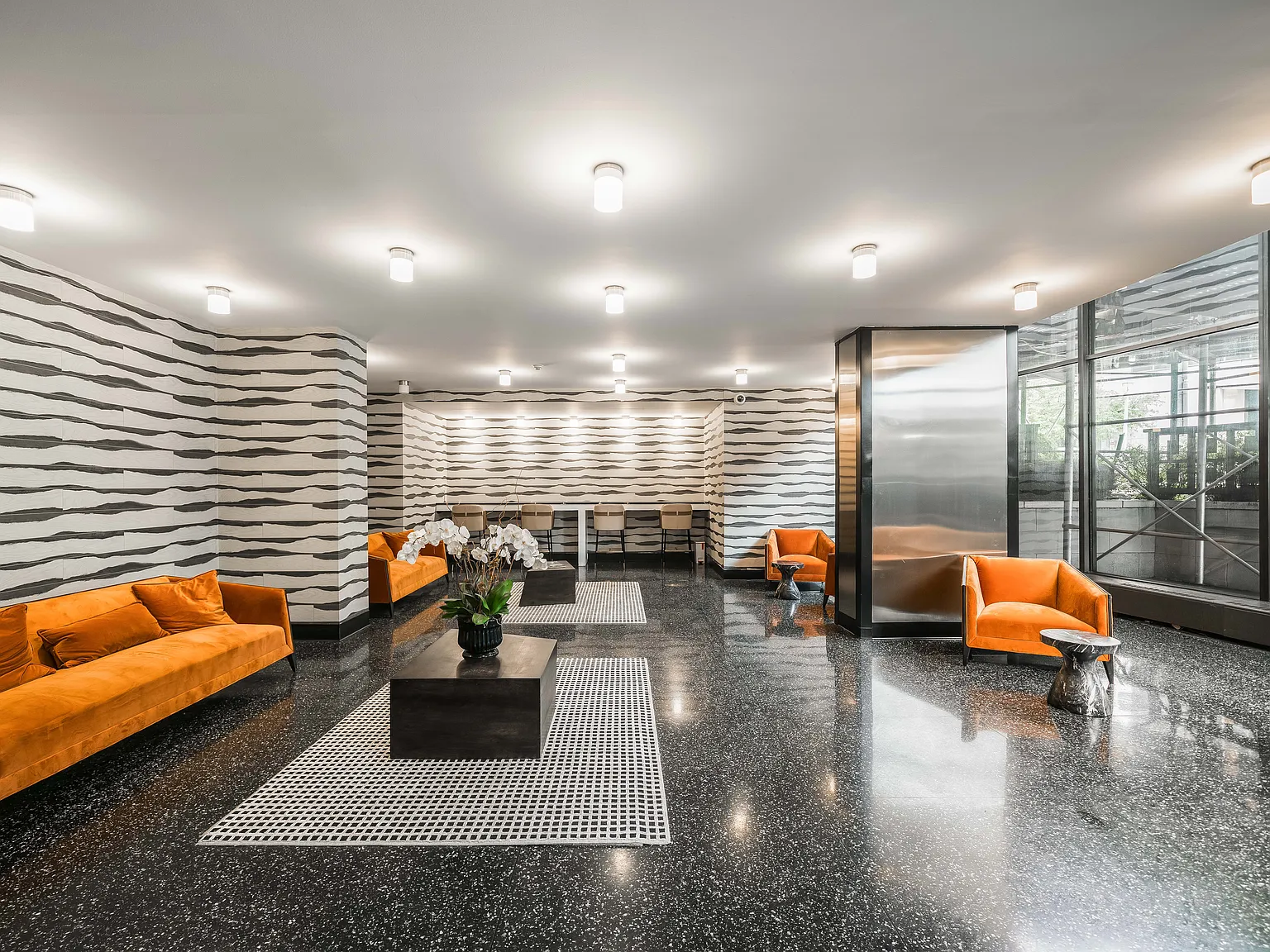 The Sterling — Photo 4