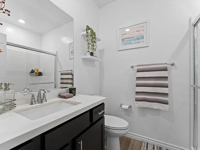 237 Callen Falls Ave #2011 — Photo 29