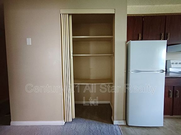 5th image of 11830 101st St NW #101