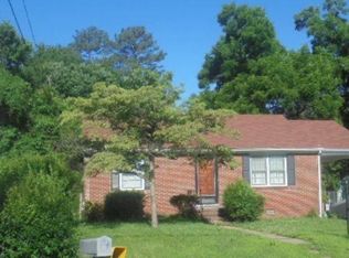924 Laurel Rd, Petersburg, VA 23805