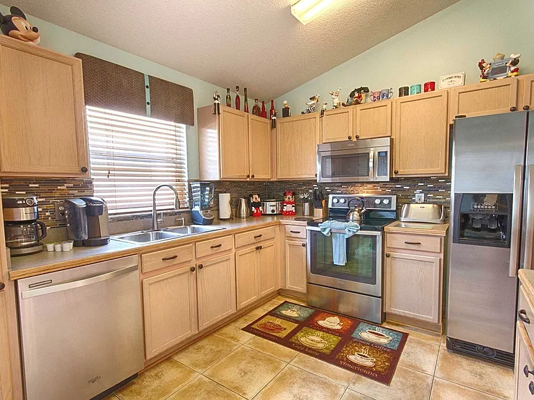 2672 Autumn Creek Cir — Photo 58