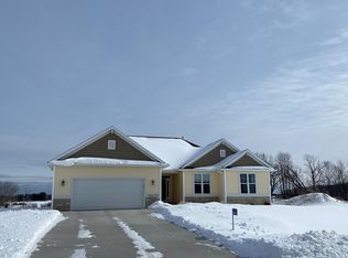 N6039 S Kapur Dr, Sheboygan Falls, WI 53085