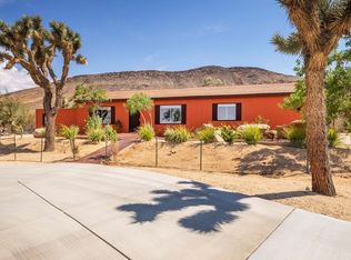 55666 Pipes Canyon Rd, Yucca Valley, CA 92284