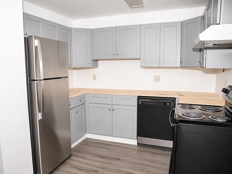 33 E Park St — Photo 26