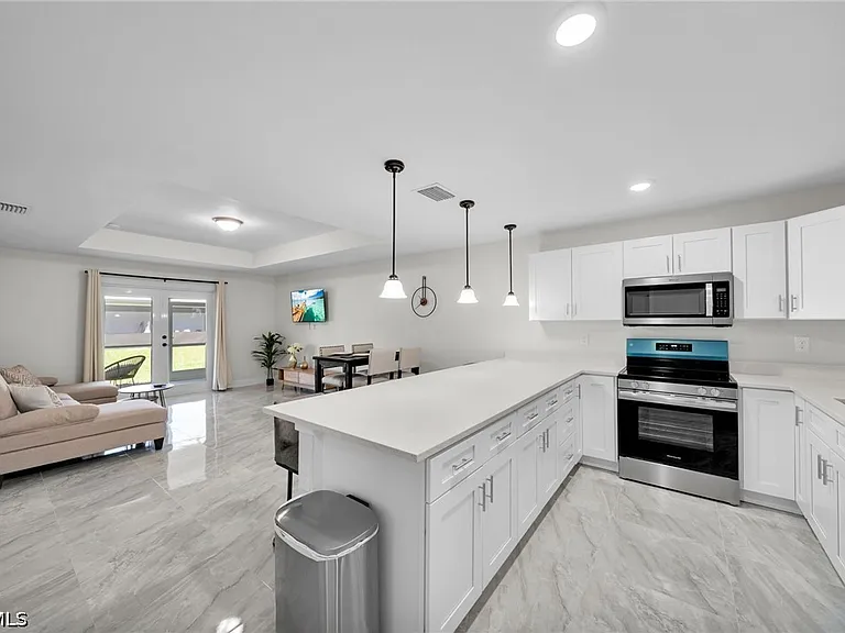 903A Albany Ave — Photo 8