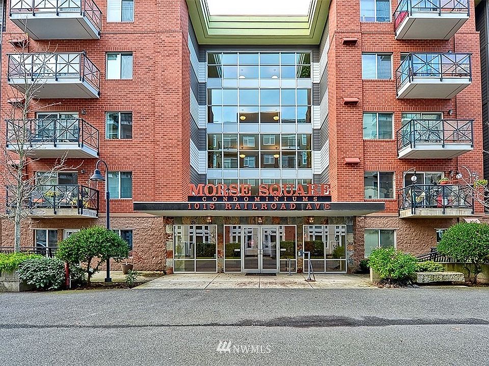 Welcome to Morse Square, in the heart of Downtown Bellingham.