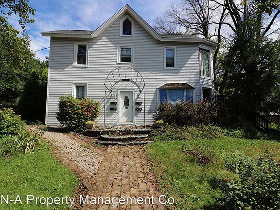 2nd image of 1429 Pocono Blvd APT 201