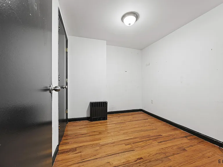 444 Lafayette Ave #1B — Photo 9