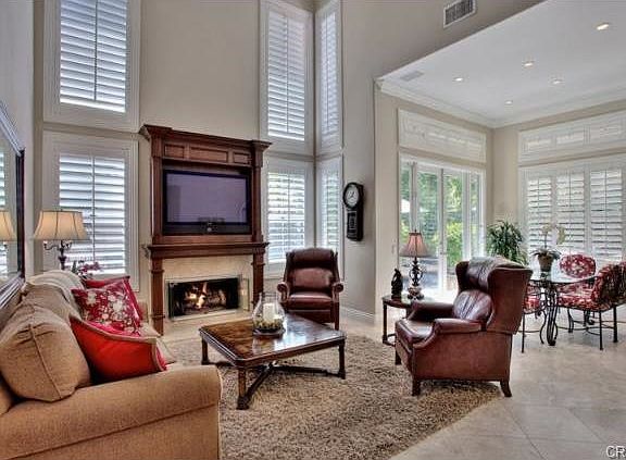 4th image of 2468 McCoy Dr