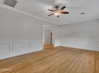 20 Jeanette Street, Berkeley, NJ 08721