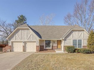 11723 W 109th Cir, Overland Park, KS 66210