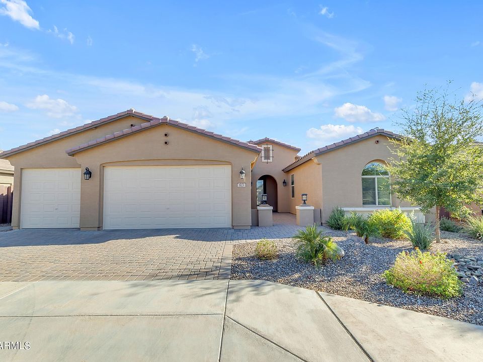 1st image of 803 W GUM TREE Avenue