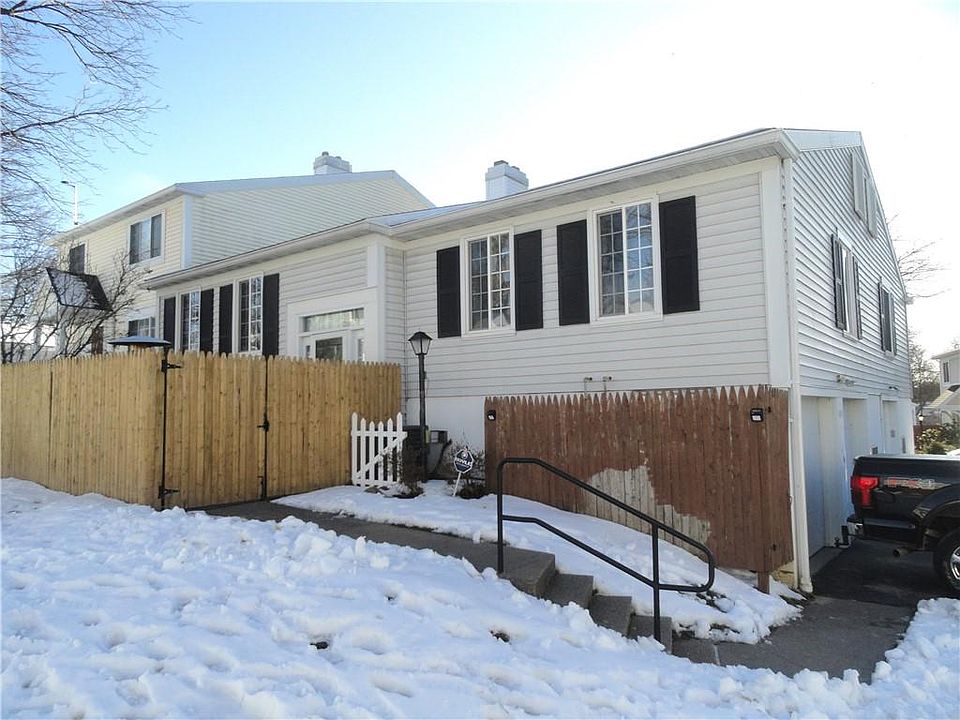 1st image of 133 Greenway Blvd