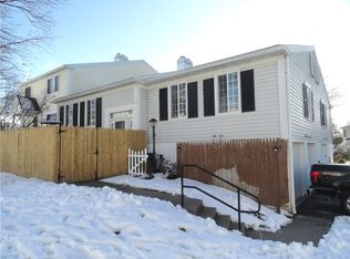 133 Greenway Blvd, Churchville, NY 14428