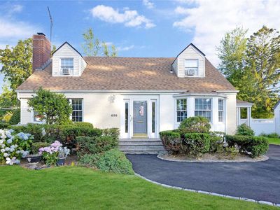 656 Lakeview Avenue, Rockville Centre, NY, 11570