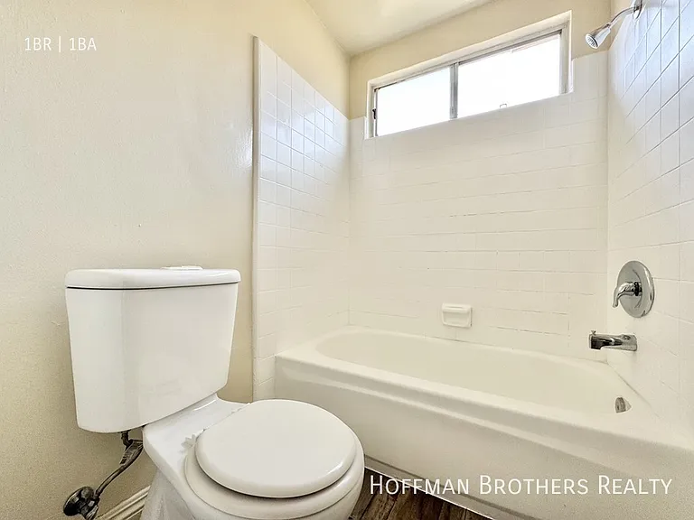 20334 Saticoy St #37 — Photo 9