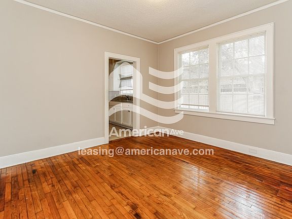1571204_005_dining_room_5.jpg