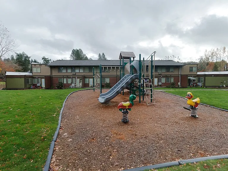 23455 SW Main St #23455 — Photo 11
