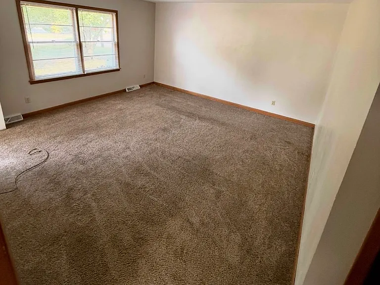 808 Davis Blvd — Photo 4
