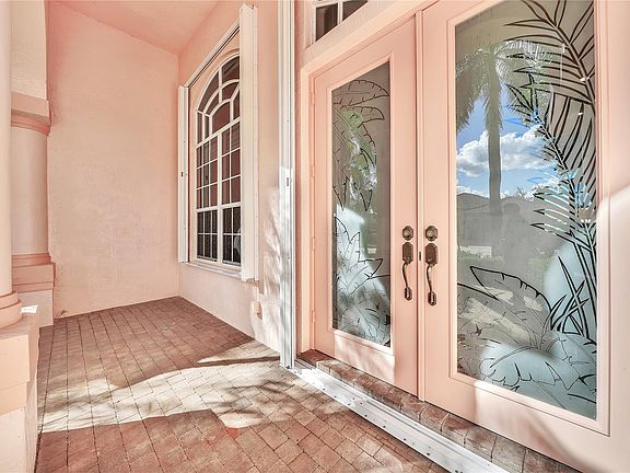 4th image of 2541 Jardin Terrace