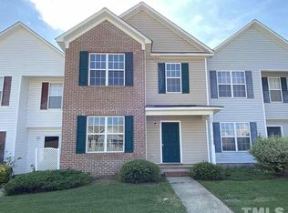 106 Blackthorne Ct, Clayton, NC 27520