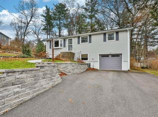 15 Westray Dr, Nashua, NH 03062