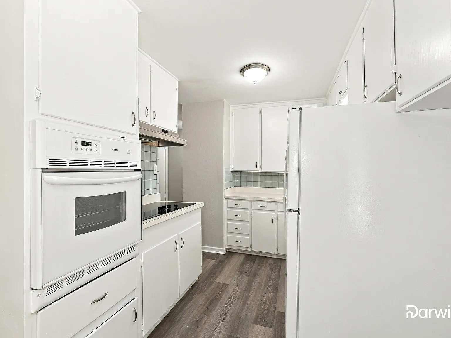 3 bed, 1.0 bath, 988 sqft, $1,790 — Photo 4