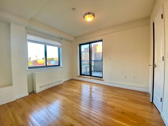 2nd image of 3112 23rd Ave #53