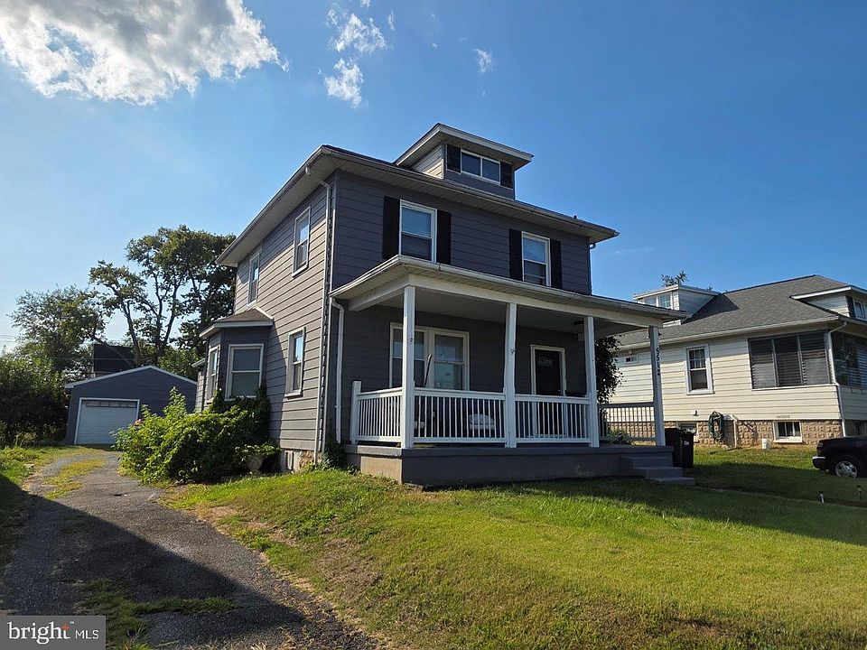 2nd image of 5512 Carville Ave