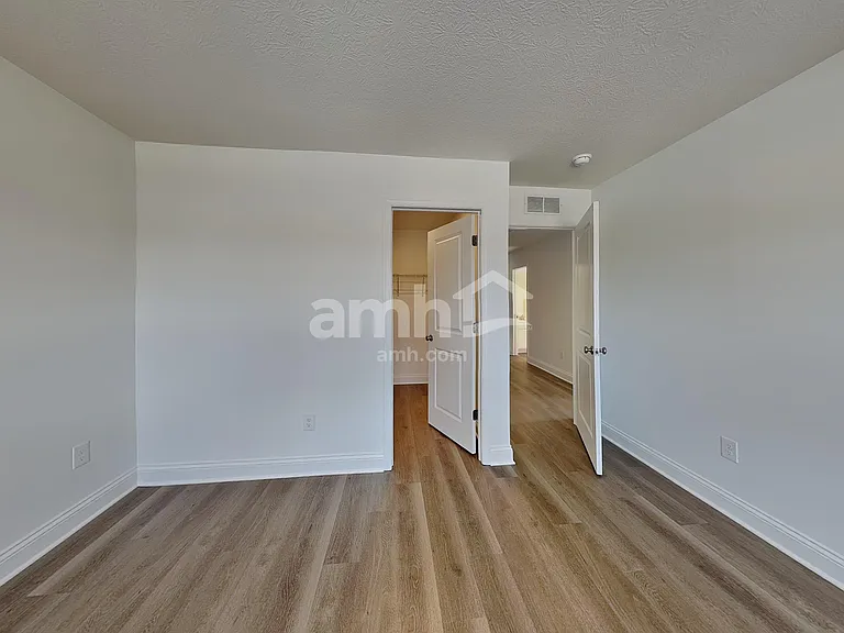962 Heritage Blvd — Photo 22