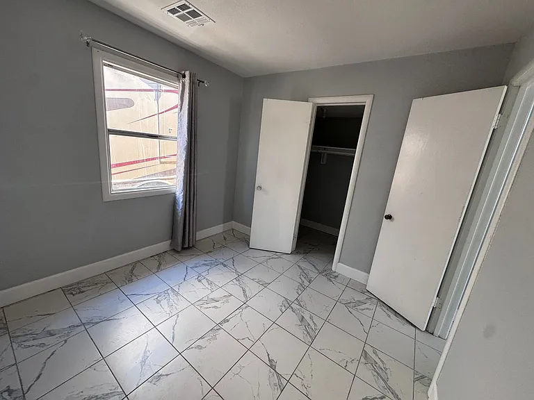 485 Fleming Ln — Photo 9