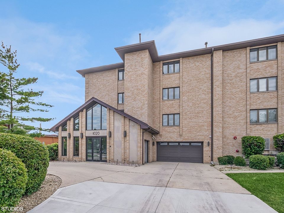 1st image of 11020 S Keating Ave APT 205