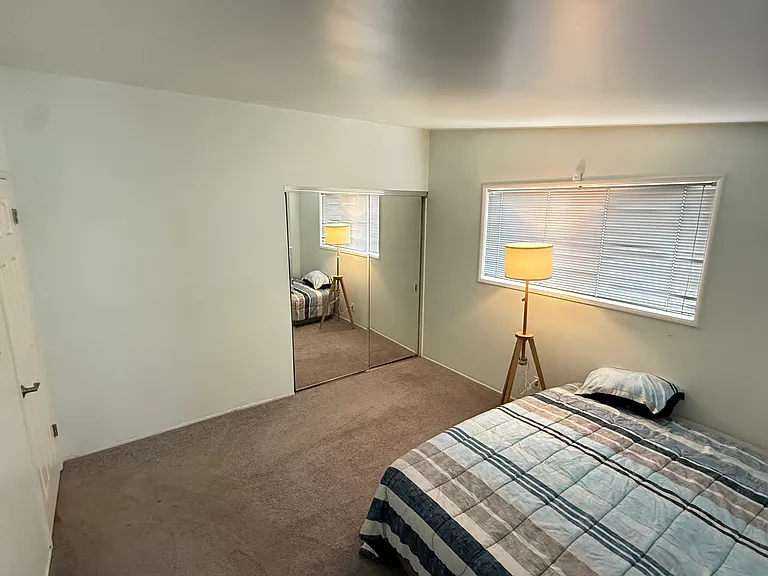 8357 Elsmore Dr — Photo 9