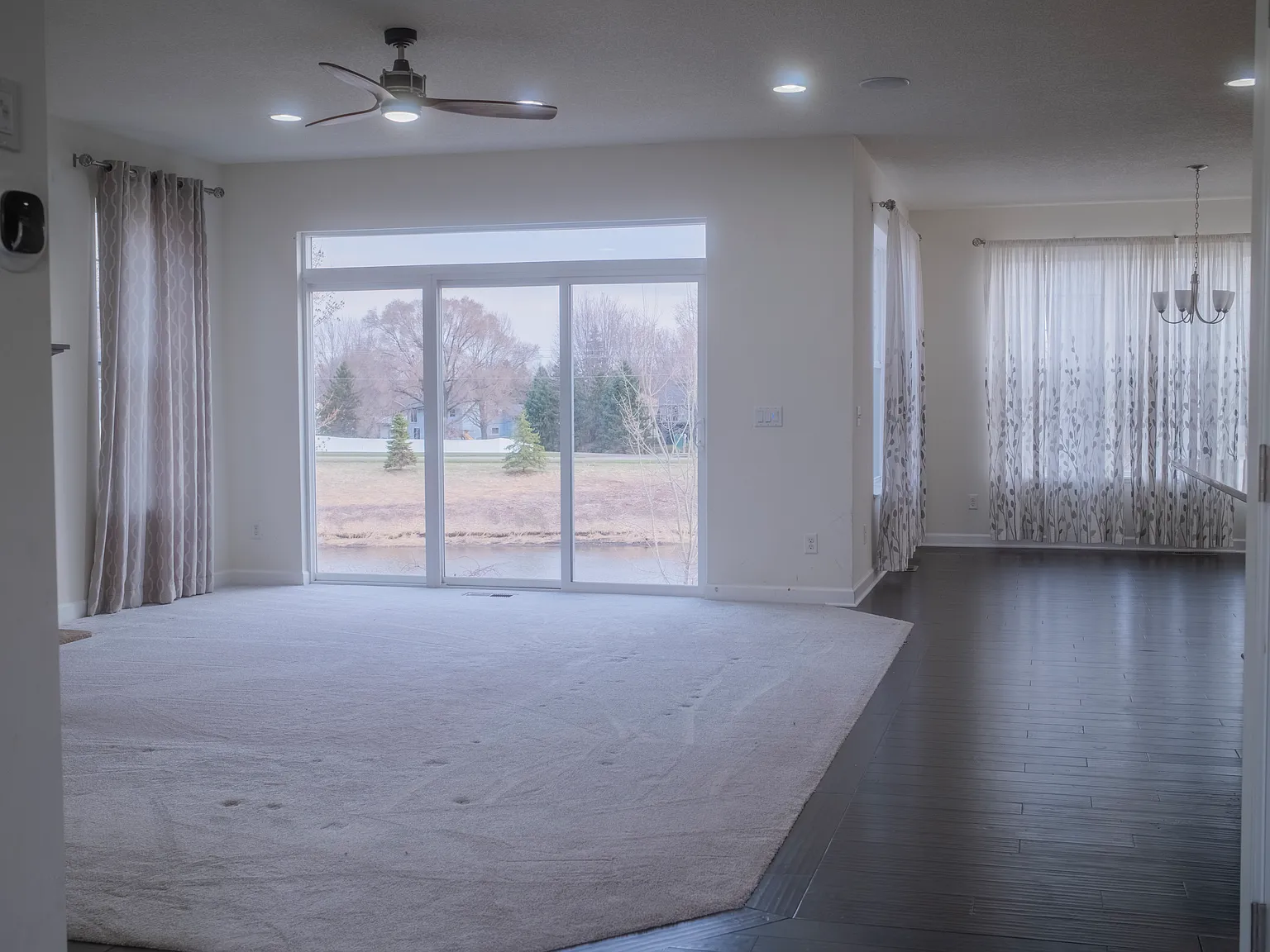 5 bed, 3.5 bath, 3326 sqft, $3,400 — Photo 4