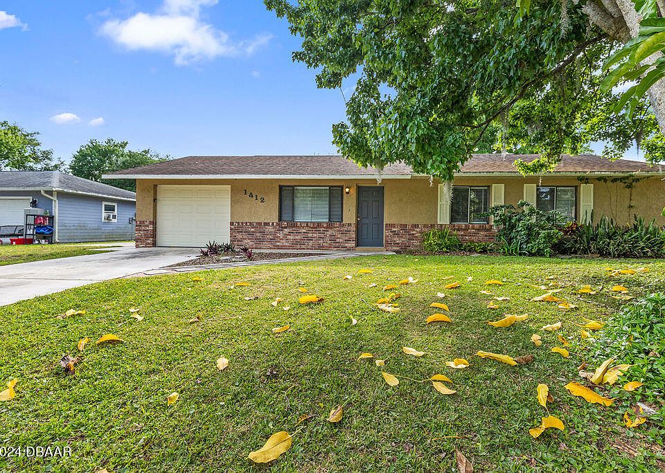 1st image of 1412 Travelers Palm Dr