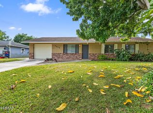 1412 Travelers Palm Dr, Edgewater, FL 32132