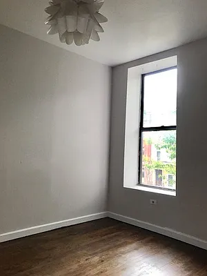 Rented by G2 Realty Group LLC | media 27