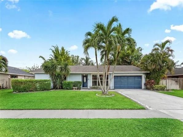 1250 Belmore Ter, Wellington, FL 33414