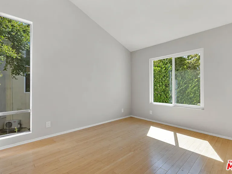 603 Racquet Club Ln — Photo 35